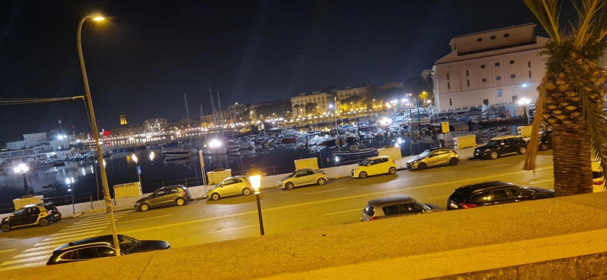 Profumo Di Mare Appartamento Completo Bari Exteriör bild